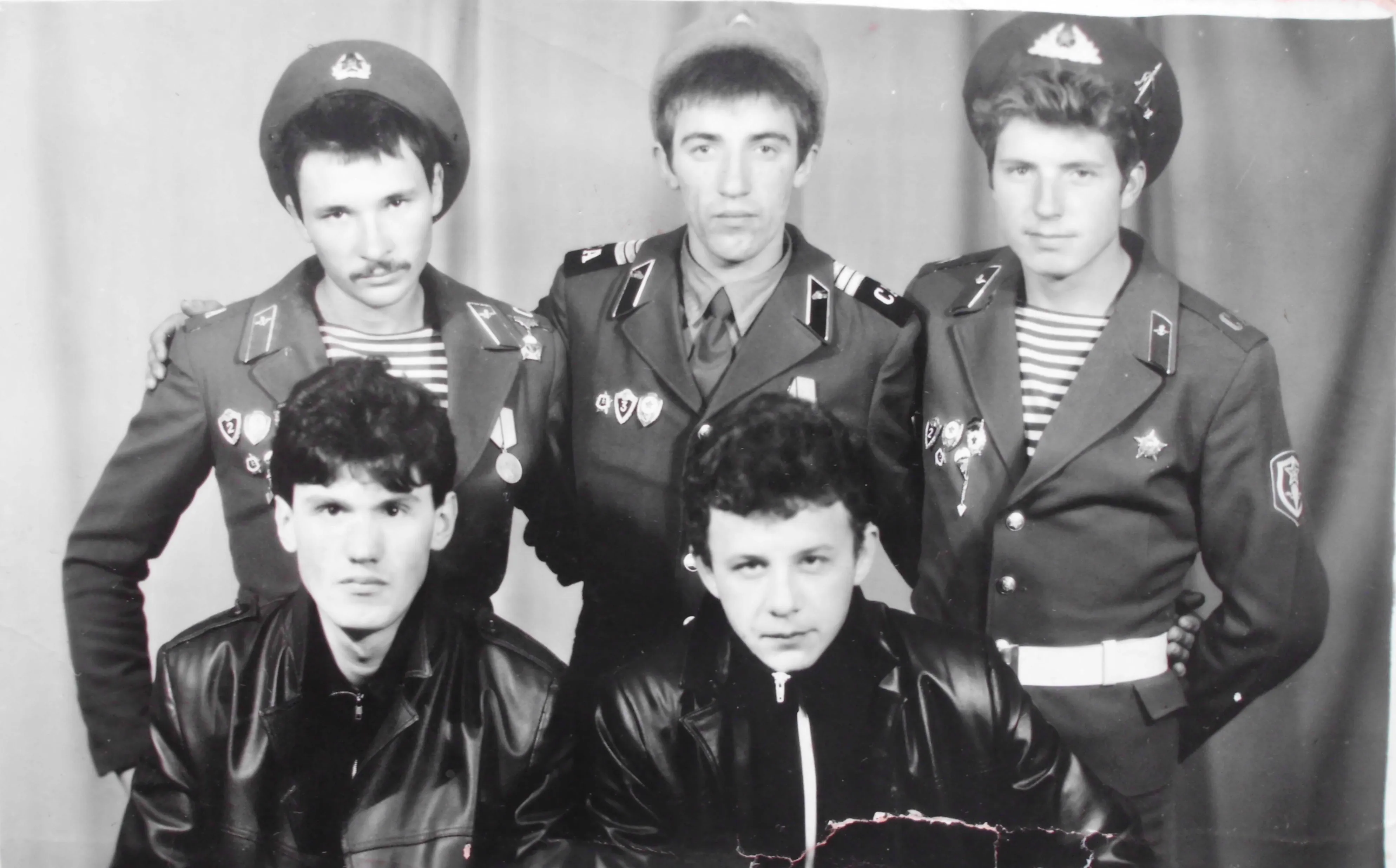 Афганский альбом. "В спортроту набирают?" Как чечерянин Виктор Матвеев попал в разведку